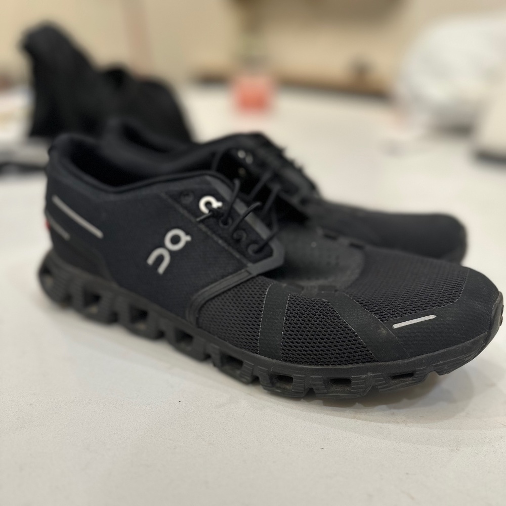 On Cloud mens